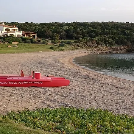 Localita Cala Del Faro. Affitto Bilocale Con Portico E Giardino. *